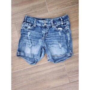 Rue 21 denim shorts regular  low rise double button size 11/12